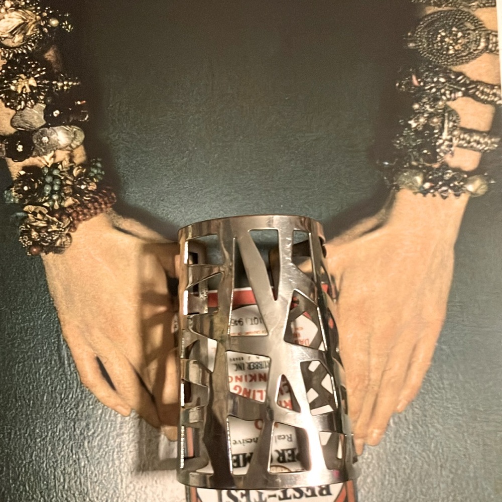 Beautiful, vintage, silver art deco design bracelet. In great condition.
